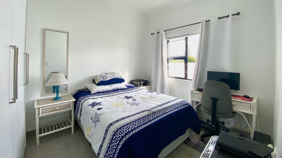 2 Bedroom Property for Sale in Velddrif Western Cape